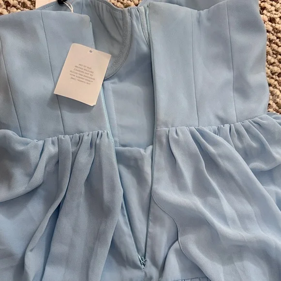 Lovers + Friends Hattie Gown - Picture 5 of 6